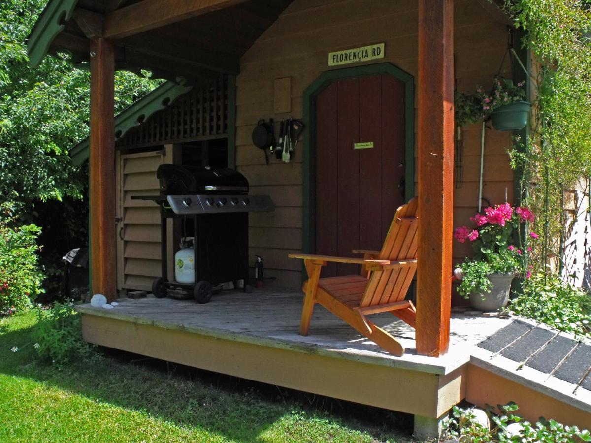 Summerhill Guest House Тофіно Екстер'єр фото